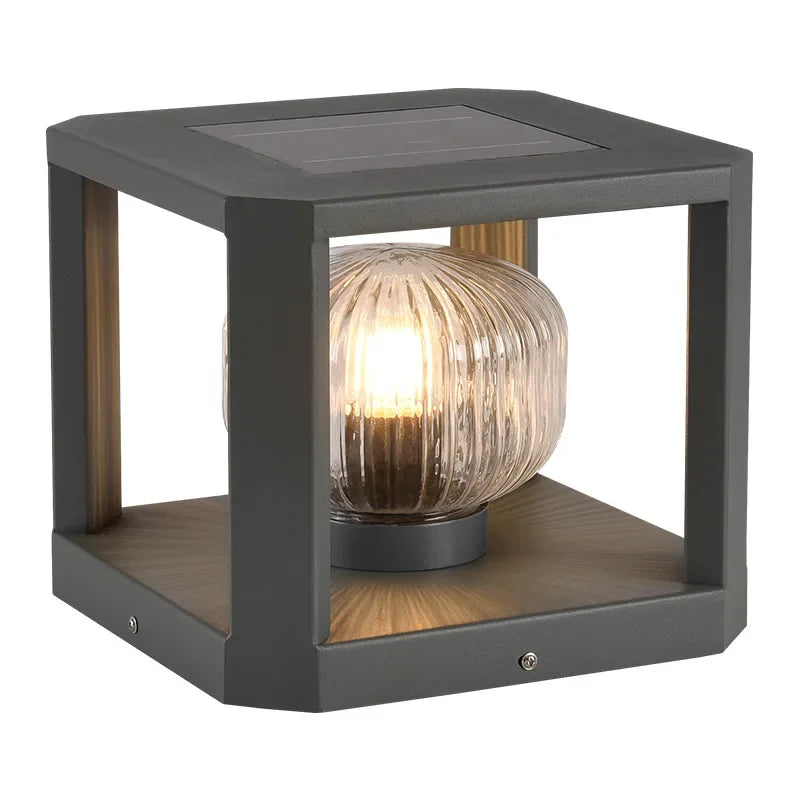 Designerska lampa solarna LED — geometryczne oświetlenie ogrodowe, 2 rozmiary | Norivo Norivo