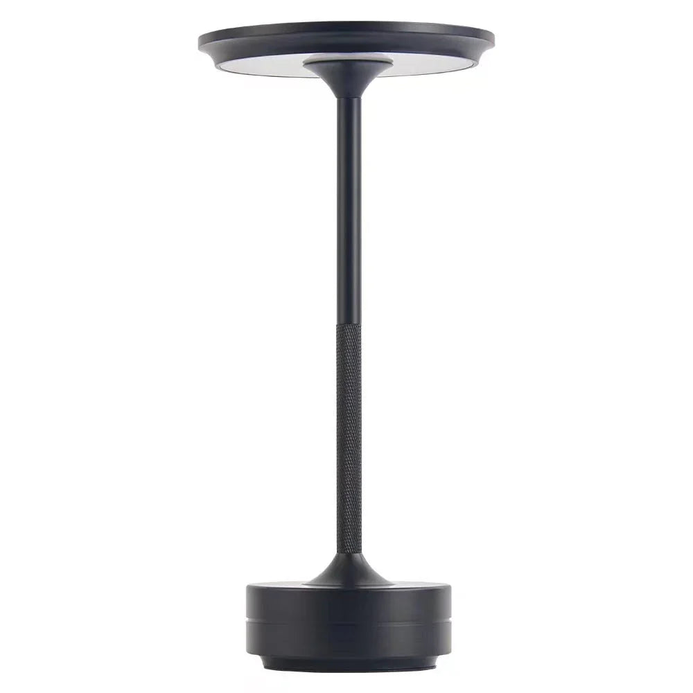 Elegancka lampka stołowa LED — metalowa, ładowana USB, 3 kolory | Norivo Norivo