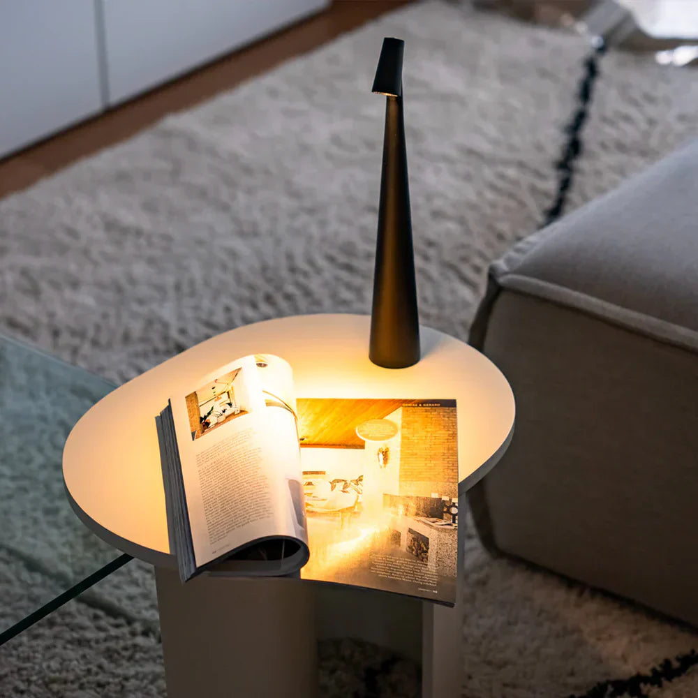 Elegancka lampa stołowa LED — smukły design, dotykowy włącznik, 5 kolorów | Norivo Norivo