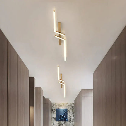 Lampa sufitowa LED geometryczna — liniowa forma zygzak, z pilotem | Norivo Norivo
