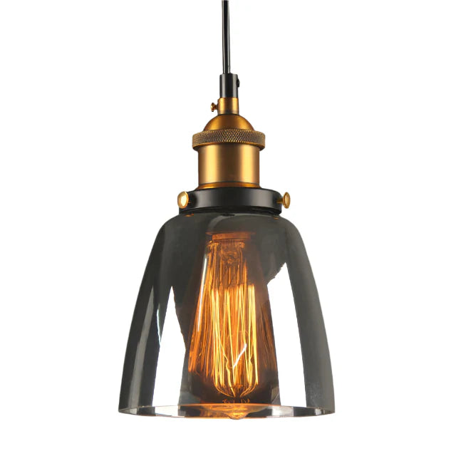 Industrialna lampa wisząca retro — klosz z dymionego szkła, złote wykończenie | Norivo Norivo