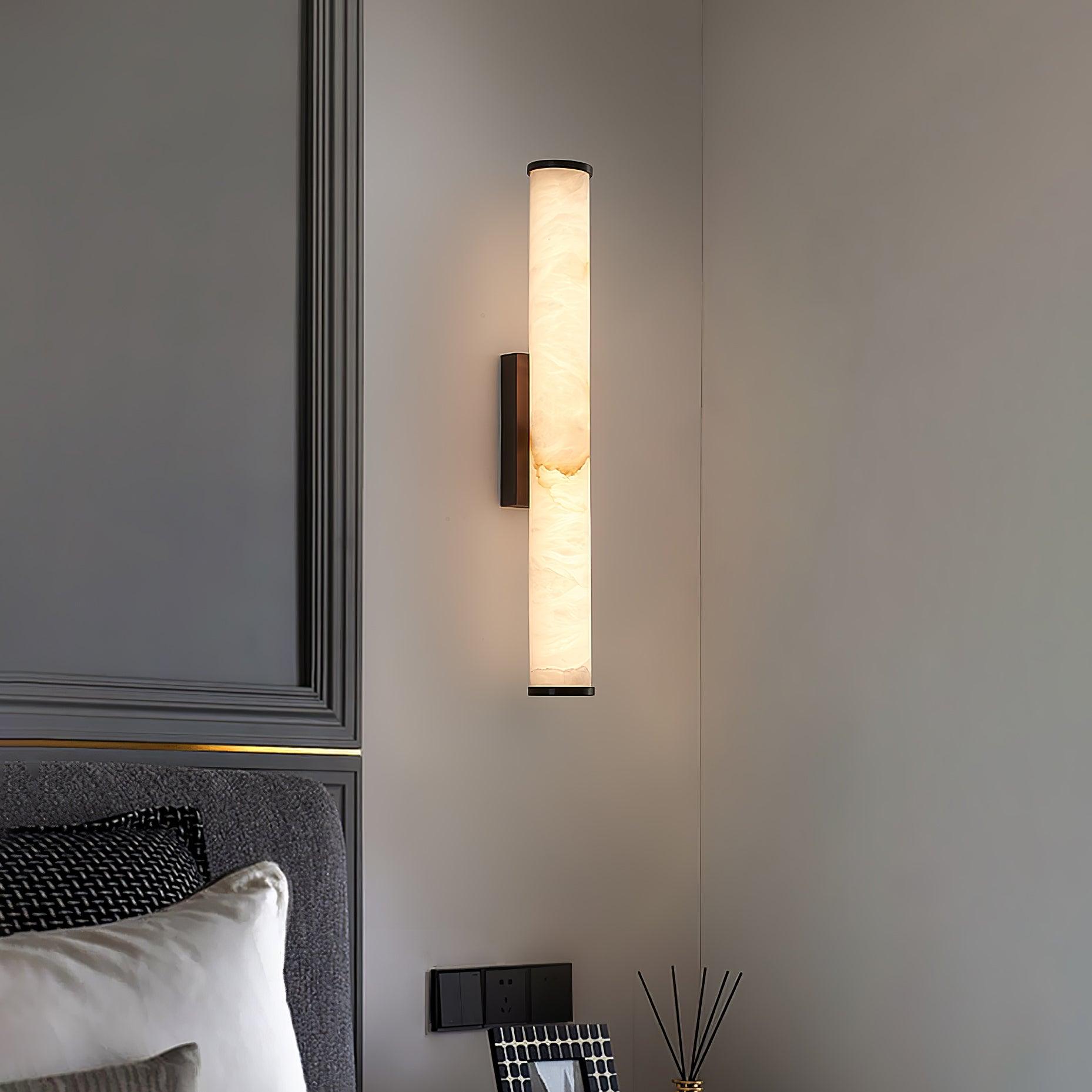 Nowoczesny kinkiet LED z alabastrowym kloszem — elegancka lampa ścienna | Norivo Norivo