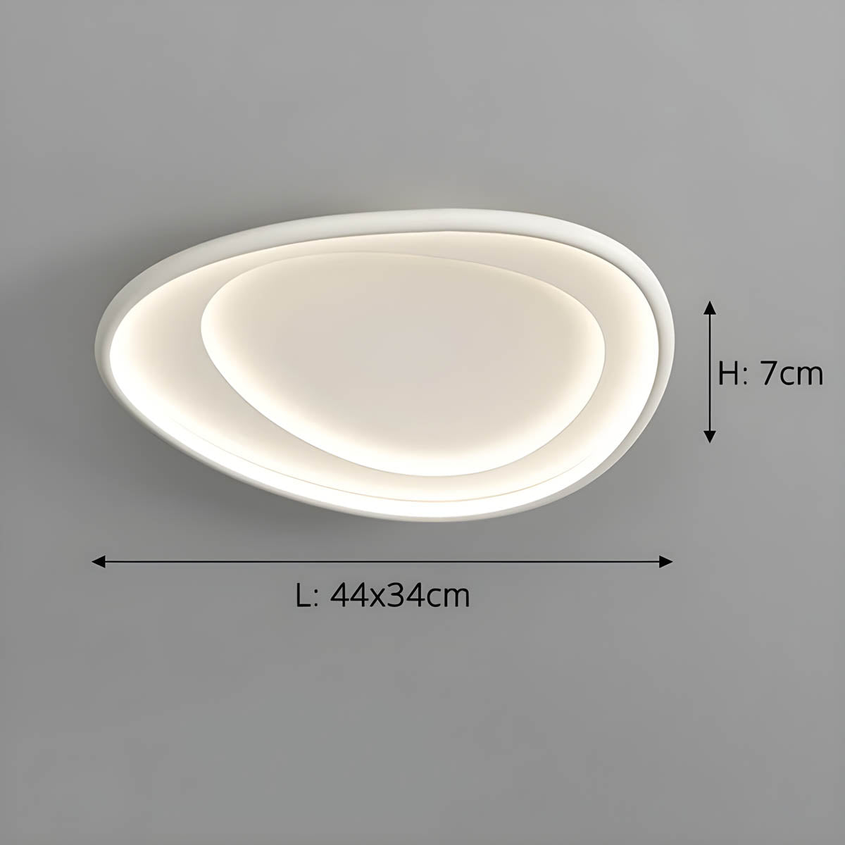 Lampa sufitowa RIPPLE — designerskie oświetlenie z efektem fal, chrom lub biały | Norivo Norivo