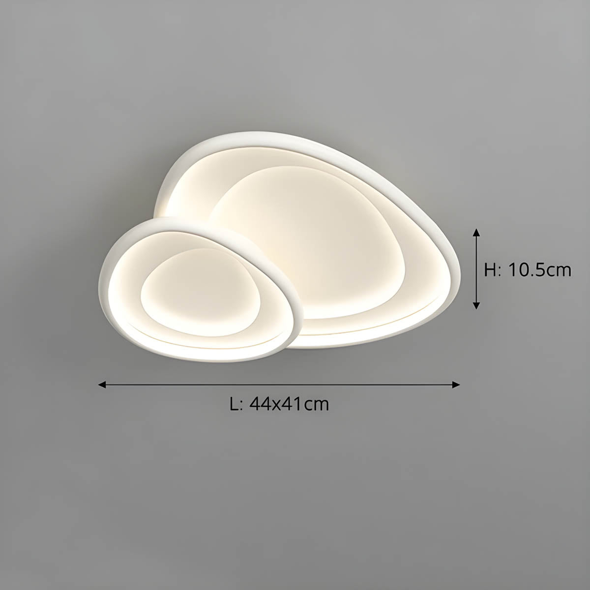 Lampa sufitowa RIPPLE — designerskie oświetlenie z efektem fal, chrom lub biały | Norivo Norivo