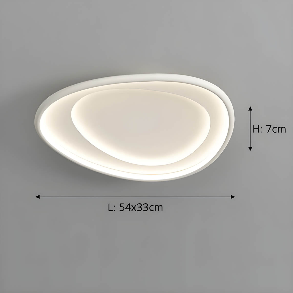 Lampa sufitowa RIPPLE — designerskie oświetlenie z efektem fal, chrom lub biały | Norivo Norivo
