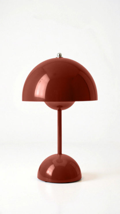 Lampa stołowa czerwona
