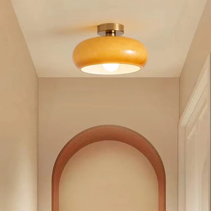 Lampa wisząca z opalizującym kloszem — elegancja retro Bauhaus | Norivo Norivo