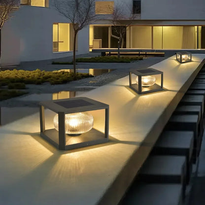 Designerska lampa solarna LED — geometryczne oświetlenie ogrodowe, 2 rozmiary | Norivo Norivo