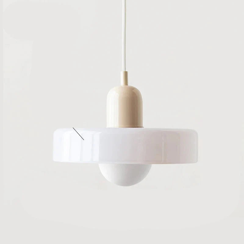 Lampa wisząca z kolorowym szklanym kloszem Bauhaus | Norivo Norivo