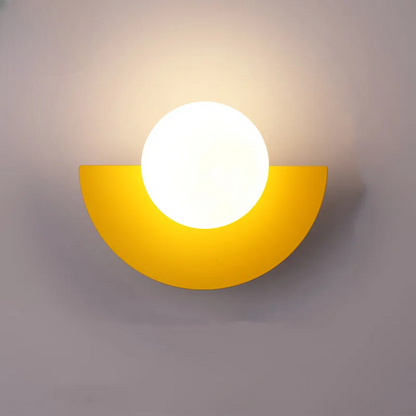 Nowoczesna lampa ścienna LED w kształcie półkola — geometryczny design, 12 wariantów | Norivo Norivo