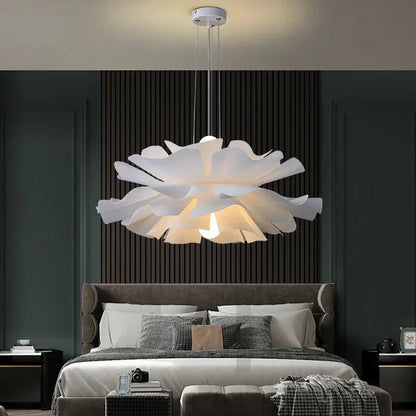 Lampa wisząca w kształcie kwiatu lotosu — warstwowy klosz | Norivo Norivo