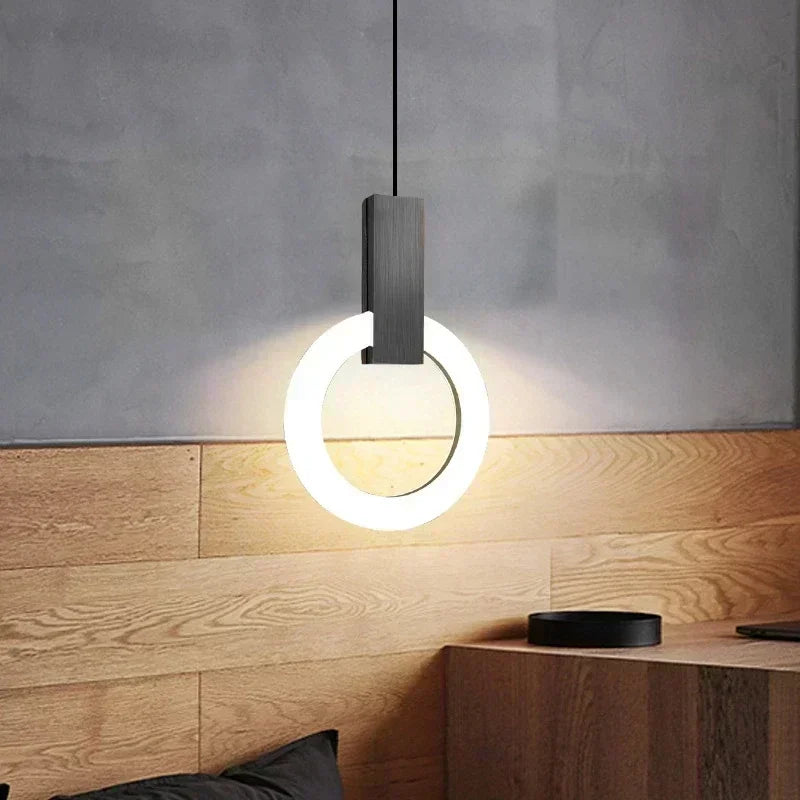 Lampa wisząca LED złoty pierścień | Norivo Norivo