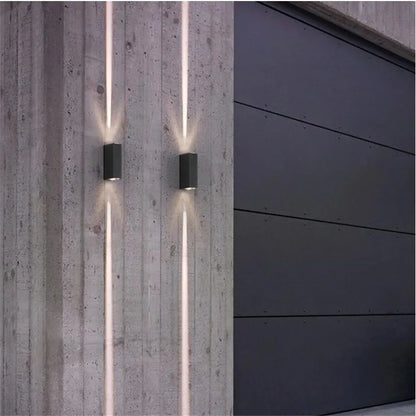 Kinkiet elewacyjny LED góra-dół — nowoczesna lampa zewnętrzna, 2 rozmiary | Norivo Norivo