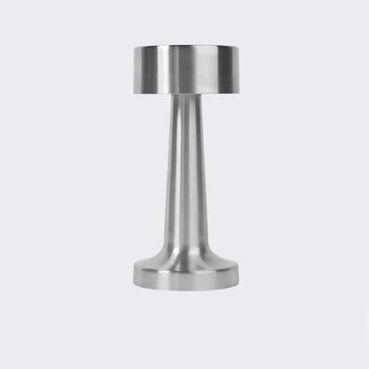 Metalowa lampa stołowa LED z dotykowym włącznikiem | Norivo Norivo