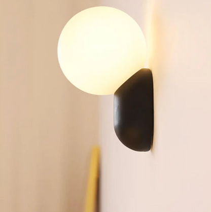 Nowoczesny kinkiet kula LED — designerska lampa ścienna, 5 kolorów | Norivo Norivo