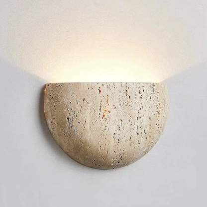Kinkiet ścienny z kamienia naturalnego — półokrągła lampa LED | Norivo Norivo