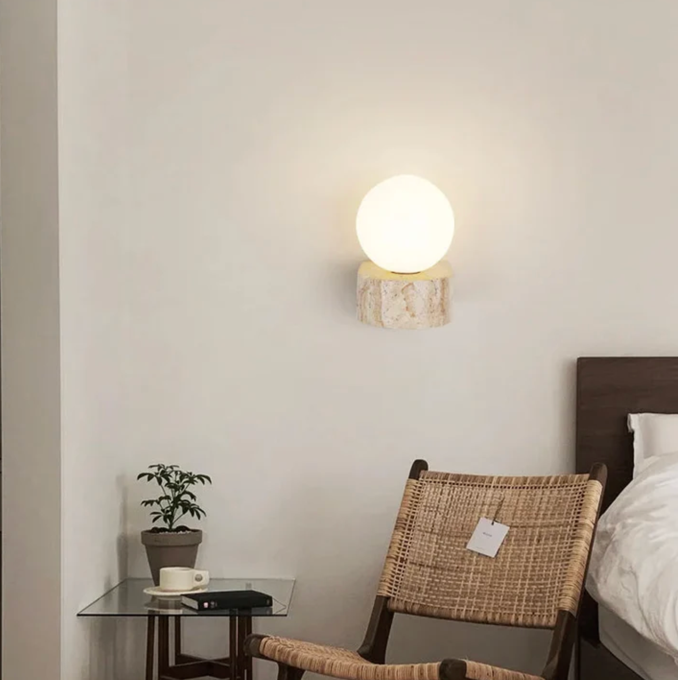 Kinkiet ścienny kula LED z marmurową podstawą — nowoczesna lampa ścienna | Norivo Norivo