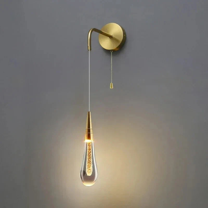 Kinkiet ścienny wiszący z dekoracyjną żarówką — minimalistyczna lampa LED | Norivo Norivo