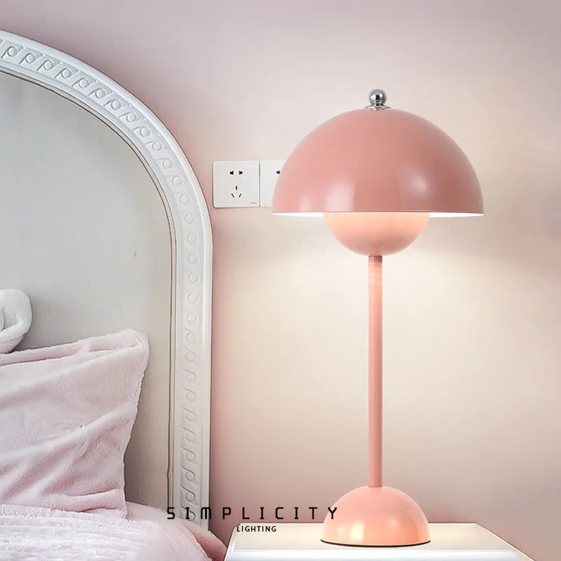 Lampa stołowa kolory zbliżenie