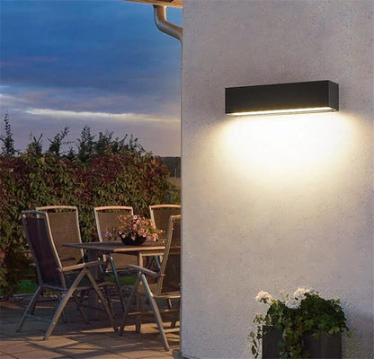 Nowoczesna lampa ścienna LED — minimalistyczne oświetlenie zewnętrzne IP65 | Norivo Norivo