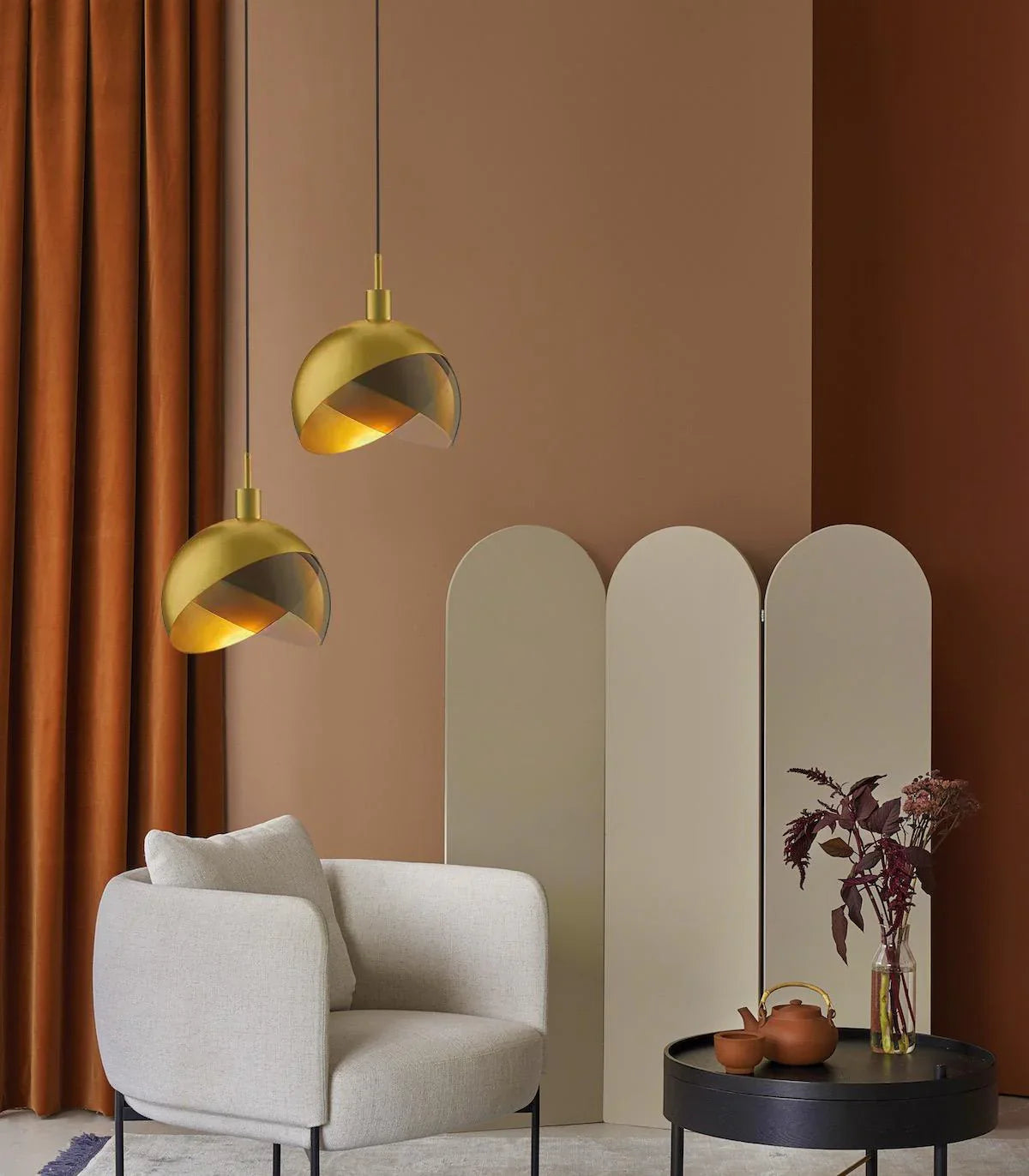 Lampa wisząca LED — złoto i dymione szkło | Norivo Norivo