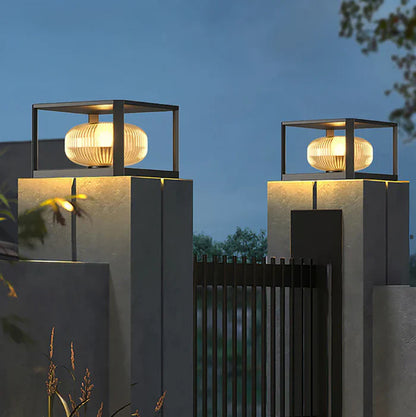 Designerska lampa solarna LED — geometryczne oświetlenie ogrodowe, 2 rozmiary | Norivo Norivo