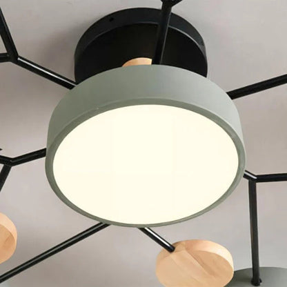 Lampa sufitowa LED wieloramienna z drewnianymi akcentami — 4 kolory | Norivo Norivo