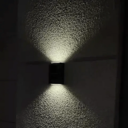 Solarne lampy ścienne LED — ogród i taras IP65 Norivo