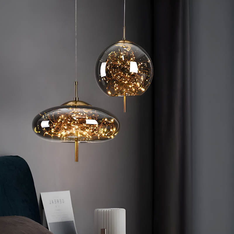 Lampa wisząca ESSENCE — szklana z punktowymi diodami LED | Norivo Norivo