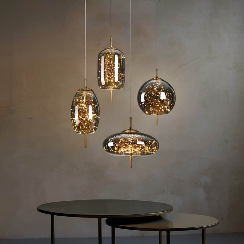 Lampa wisząca ESSENCE — szklana z punktowymi diodami LED | Norivo Norivo
