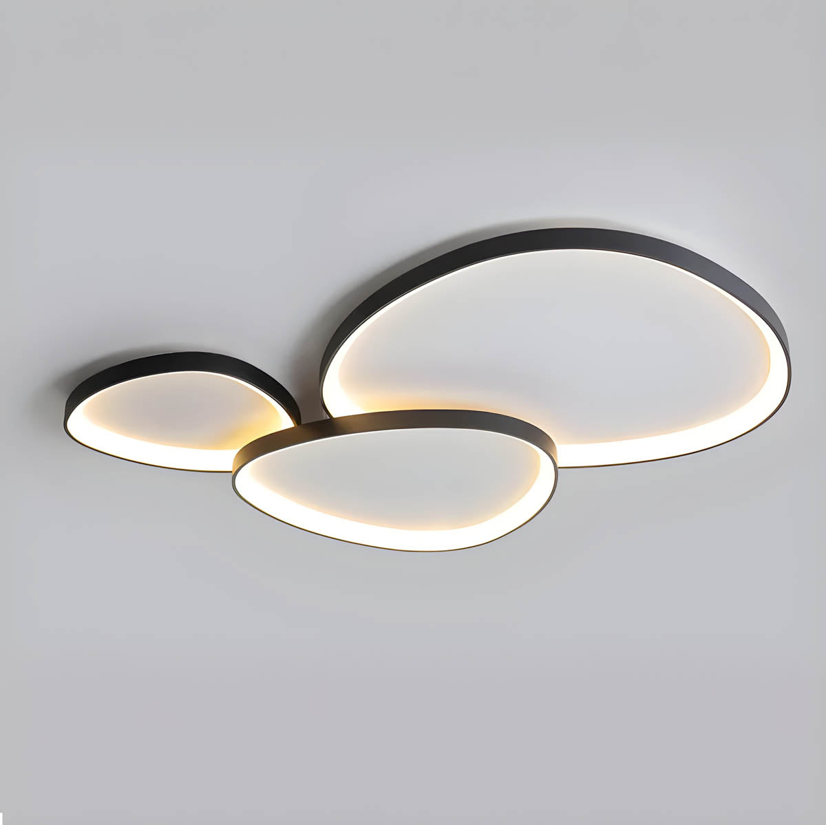 Plafon DEWY — okrągła, minimalistyczna lampa sufitowa, biała lub czarna | Norivo Norivo
