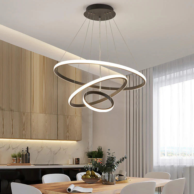 Designerska lampa wisząca LED — żyrandol z formą pierścieni 3D | Norivo Norivo