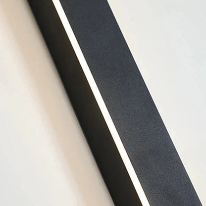 Pionowa lampa LED na elewację — ścienna zewnętrzna | Norivo Norivo
