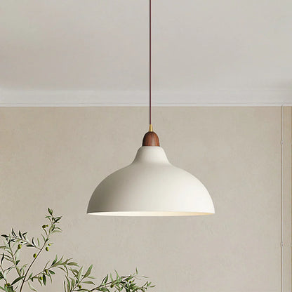 Lampa wisząca z drewnianym akcentem — minimalistyczny design | Norivo Norivo