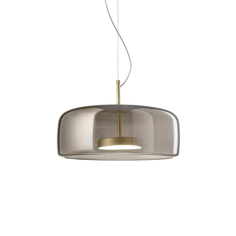 Szklana lampa wisząca LED — minimalistyczny klosz, złote wykończenie | Norivo Norivo