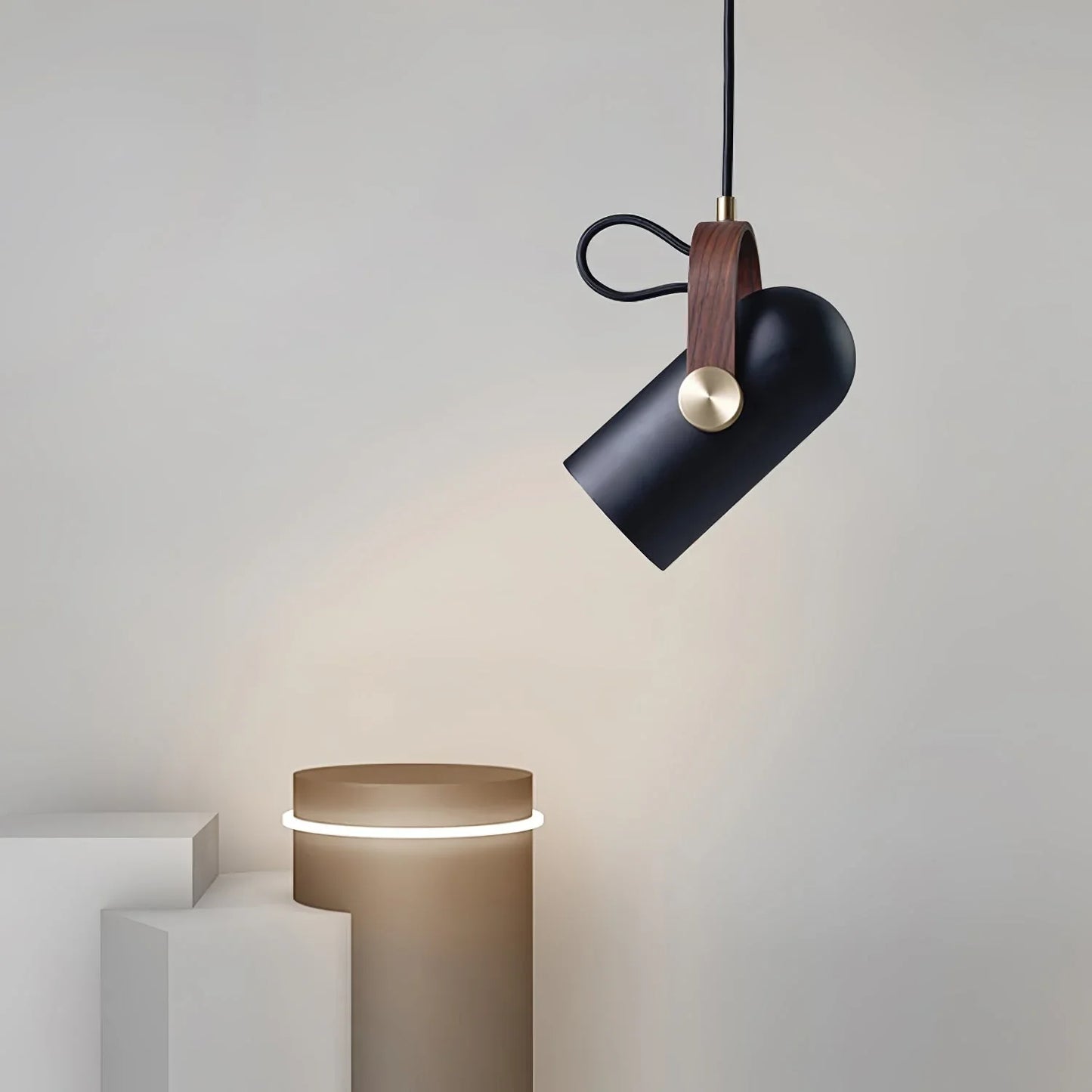 Lampa wisząca loftowa — drewno i metalowy klosz | Norivo Norivo