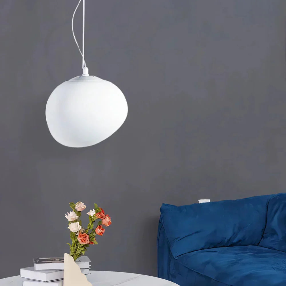 Lampa wisząca o organicznym okrągłym kształcie — minimalistyczny design | Norivo Norivo