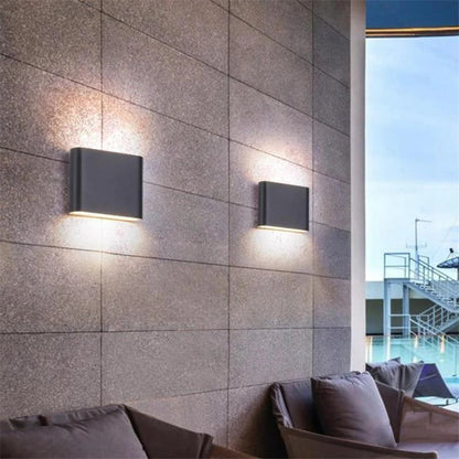 Wodoodporny kinkiet LED — oświetlenie dwukierunkowe góra/dół, aluminium | Norivo Norivo
