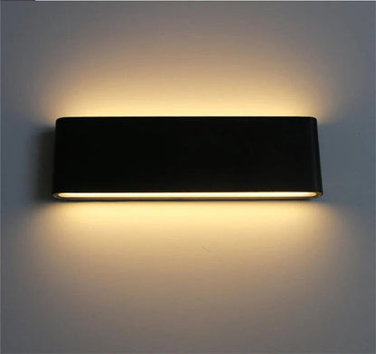 Wodoodporny kinkiet LED — oświetlenie dwukierunkowe góra/dół, aluminium | Norivo Norivo
