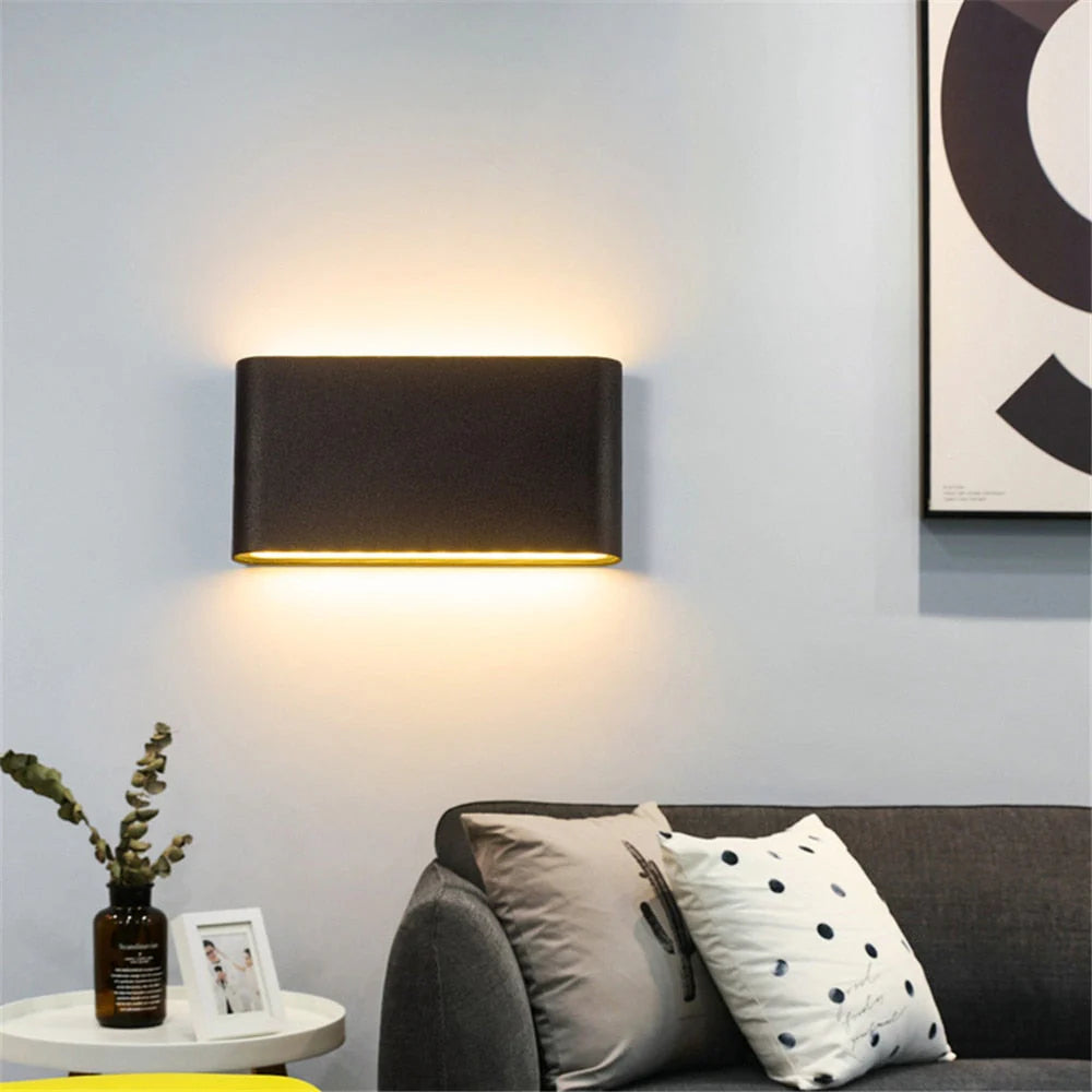 Wodoodporny kinkiet LED — oświetlenie dwukierunkowe góra/dół, aluminium | Norivo Norivo